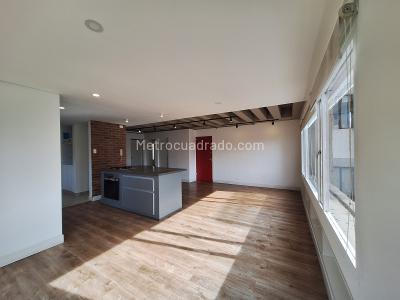 Apartamento en venta en El Lago, Bogotá · foto 3 de 18