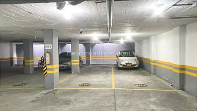 Apartamento de 2 alcobas en venta en Chico Reservado, Bogotá, 108 m² · foto 16 de 20