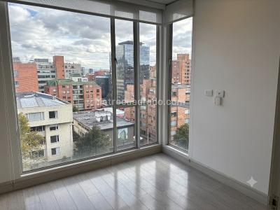 Apartamento de 2 alcobas en venta en Chico, Bogotá, 85 m² · foto 5 de 20
