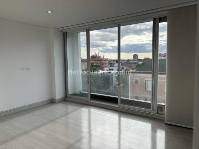 Apartamento de 2 alcobas en venta en Chico, Bogotá, 85 m² · foto 13 de 20