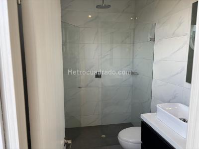 Apartamento de 2 alcobas en venta en Chico, Bogotá, 85 m² · foto 20 de 20