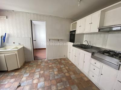 Apartamento en venta en Alhambra, Bogotá · foto 9 de 11