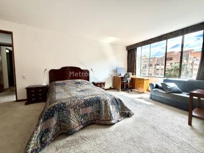 Apartamento de 3 alcobas en venta en La Carolina, Bogotá, 96 m² · foto 16 de 20