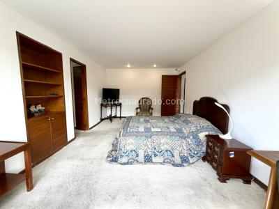 Apartamento de 3 alcobas en venta en La Carolina, Bogotá, 96 m² · foto 19 de 20