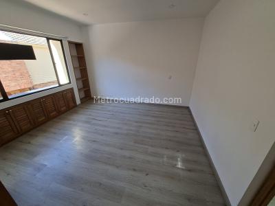 Apartamento de 4 alcobas en venta en Colina Campestre, Bogotá, 240 m² · foto 12 de 20