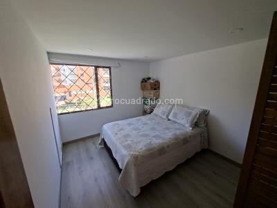 Apartamento de 4 alcobas en venta en Colina Campestre, Bogotá, 240 m² · foto 15 de 20