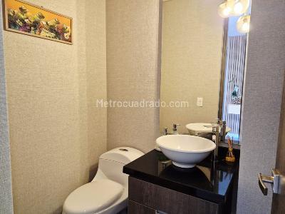 Apartamento de 3 alcobas en venta en La Calleja, Bogotá, 128 m² · foto 4 de 12