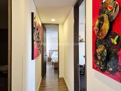 Apartamento de 3 alcobas en venta en La Calleja, Bogotá, 128 m² · foto 5 de 12