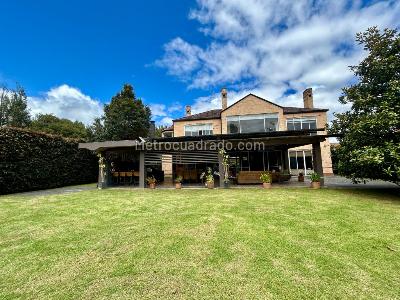 Casa de 4 alcobas en arriendo en San Simon, Bogotá, 550 m² · foto 13 de 20