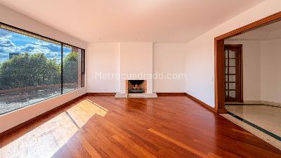 Apartamento de 4 alcobas en venta en Santa Barbara Alta, Bogotá, 400 m² · foto 2 de 20