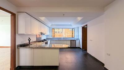 Apartamento de 4 alcobas en venta en Santa Barbara Alta, Bogotá, 400 m² · foto 8 de 20