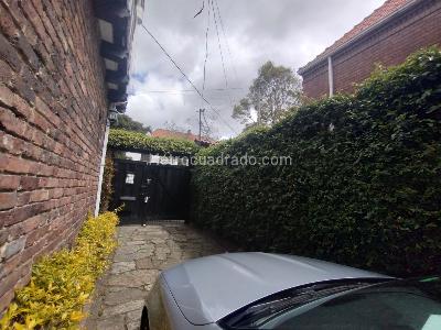 Casa de 5 alcobas en venta en La Magdalena Teusaquillo, Bogotá, 398 m² · foto 3 de 20