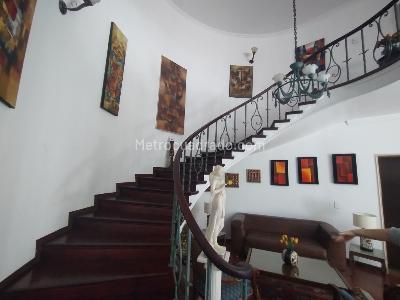 Casa de 5 alcobas en venta en La Magdalena Teusaquillo, Bogotá, 398 m² · foto 9 de 20