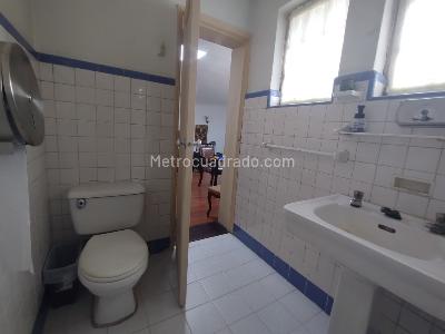 Casa de 5 alcobas en venta en La Magdalena Teusaquillo, Bogotá, 398 m² · foto 17 de 20