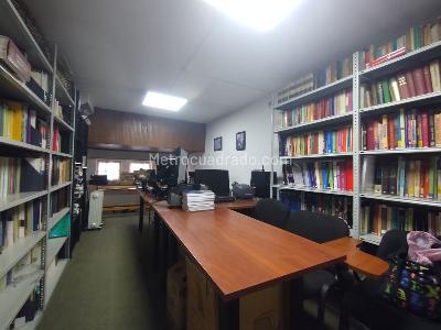 Casa de 5 alcobas en venta en La Magdalena Teusaquillo, Bogotá, 398 m² · foto 19 de 20