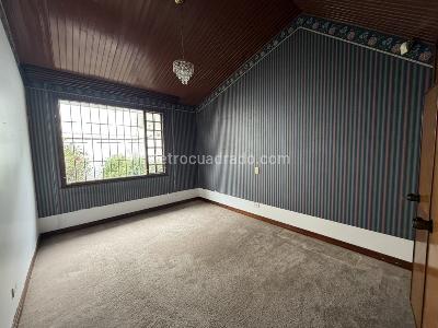 Casa de 4 alcobas en venta en Cedritos, Bogotá, 242 m² · foto 18 de 20