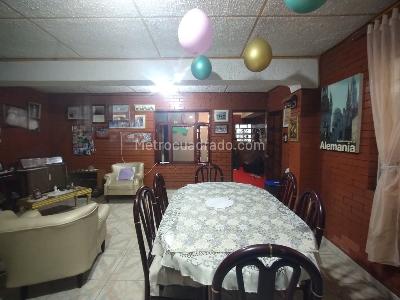 Casa de 5 alcobas en venta en La Pradera Puente Aranda, Bogotá, 550 m² · foto 7 de 20