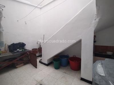 Casa de 5 alcobas en venta en La Pradera Puente Aranda, Bogotá, 550 m² · foto 11 de 20