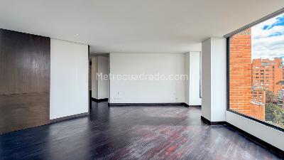 Apartamento de 3 alcobas en venta en Los Rosales, Bogotá, 348 m² · foto 13 de 20