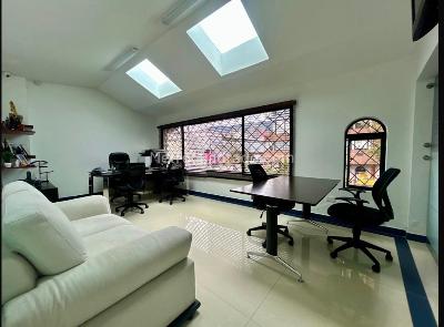 Casa en venta en San Patricio, Bogotá · foto 5 de 10