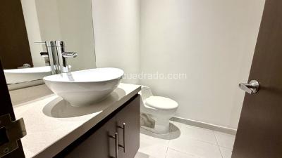 Apartamento de 1 alcoba en arriendo en Altos De Cabrera, Bogotá, 69 m² · foto 12 de 20