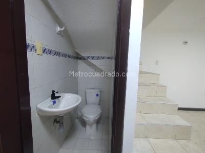 Casa de 4 alcobas en venta en Villas De Granada Engativa, Bogotá, 110 m² · foto 4 de 20