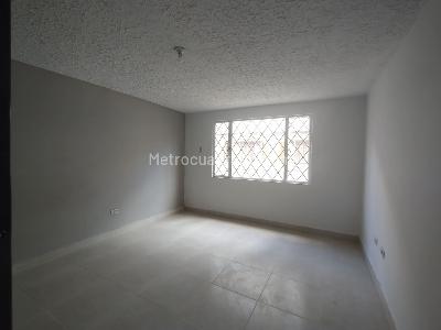 Casa de 4 alcobas en venta en Villas De Granada Engativa, Bogotá, 110 m² · foto 11 de 20
