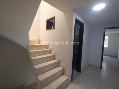 Casa de 4 alcobas en venta en Villas De Granada Engativa, Bogotá, 110 m² · foto 13 de 20