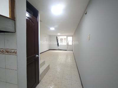 Casa de 4 alcobas en venta en Villas De Granada Engativa, Bogotá, 110 m² · foto 19 de 20