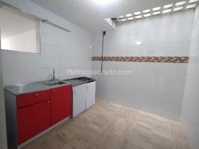 Casa de 5 alcobas en venta en Veraguas Puente Aranda, Bogotá, 229 m² · foto 7 de 20