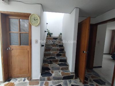 Casa de 5 alcobas en venta en Veraguas Puente Aranda, Bogotá, 229 m² · foto 19 de 20