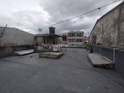 Casa de 5 alcobas en venta en Veraguas Puente Aranda, Bogotá, 229 m² · foto 20 de 20