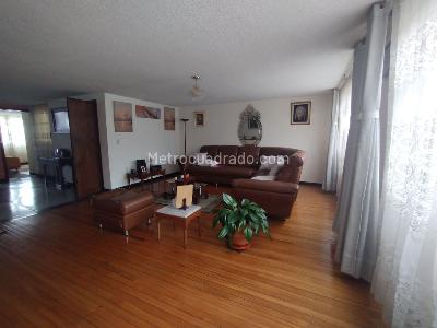 Casa de 5 alcobas en venta en La Cabaña Engativa, Bogotá, 540 m² · foto 6 de 20