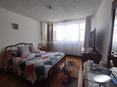 Casa de 5 alcobas en venta en La Cabaña Engativa, Bogotá, 540 m² · foto 9 de 20