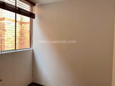 Apartamento de 4 alcobas en venta en La Liberia, Bogotá, 79 m² · foto 7 de 20