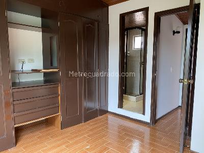 Apartamento de 4 alcobas en venta en La Liberia, Bogotá, 79 m² · foto 19 de 20
