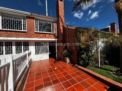 Casa de 4 alcobas en venta en Cedro Golf, Bogotá, 210 m² · foto 2 de 18