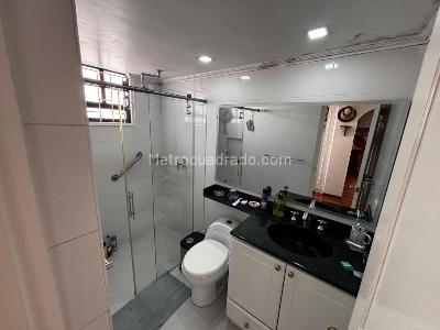 Casa de 4 alcobas en venta en Cedro Golf, Bogotá, 210 m² · foto 9 de 18