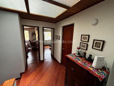 Casa de 3 alcobas en venta en Cedro Golf, Bogotá, 156 m² · foto 10 de 16