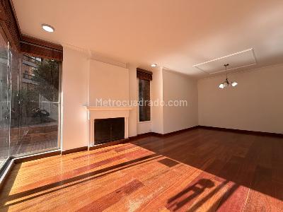 Apartamento en venta en Santa Paula, Bogotá · foto 2 de 17