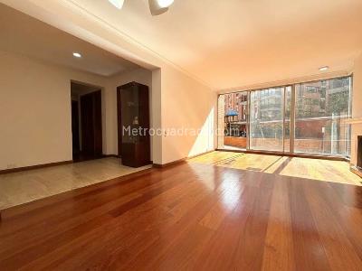 Apartamento en venta en Santa Paula, Bogotá · foto 3 de 17