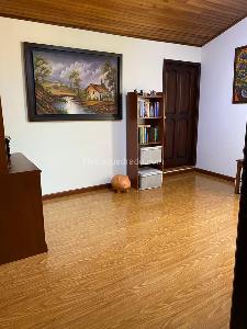 Casa de 4 alcobas en venta en Belmira, Bogotá, 263 m² · foto 11 de 12
