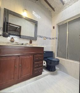 Casa de 4 alcobas en venta en Pontevedra, Bogotá, 251 m² · foto 18 de 19