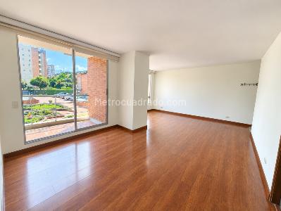 Apartamento de 3 alcobas en venta en Casa Blanca, Bogotá, 92 m² · foto 3 de 15