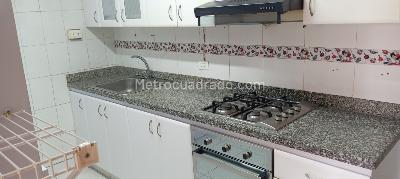 Apartamento de 3 alcobas en venta en Casa Blanca, Bogotá, 92 m² · foto 5 de 15