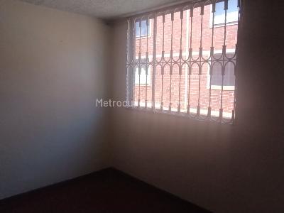 Casa de 3 alcobas en venta en Villa Luz, Bogotá, 68 m² · foto 11 de 20