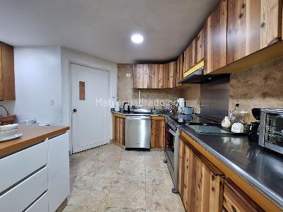 Apartamento de 3 alcobas en venta en Santa Barbara, Bogotá, 204 m² · foto 7 de 20