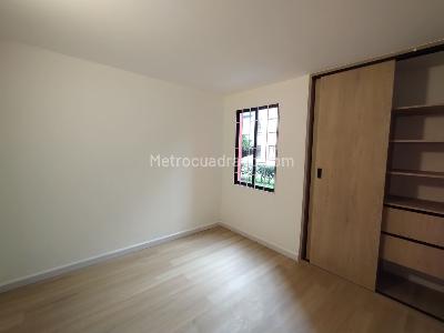 Apartamento de 3 alcobas en venta en Favidi Villa Alsacia, Bogotá, 50 m² · foto 5 de 18