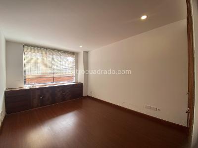 Apartamento de 1 alcoba en venta en Chico Navarra, Bogotá, 52 m² · foto 6 de 18