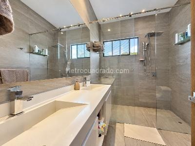 Apartamento de 3 alcobas en arriendo en Chico Reservado, Bogotá, 187 m² · foto 16 de 20